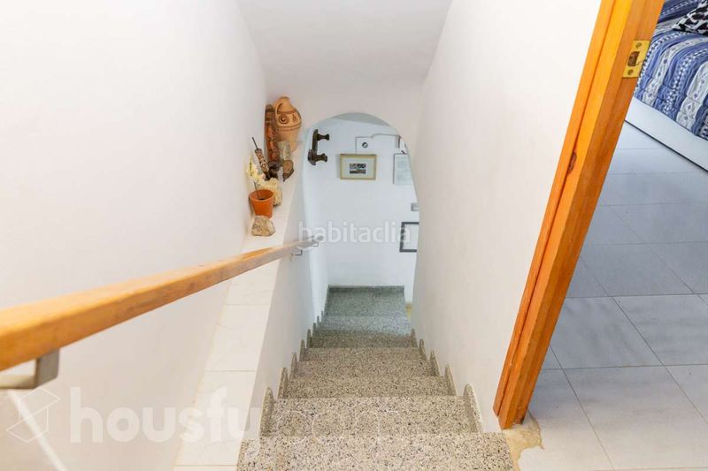 Casa adosada en carrer z de bitem casa totalmente reformada para entrar a vivir en Tortosa