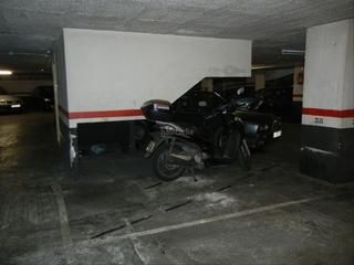 Location Parking moto à Carrer de biscaia 372. Parking alquiler moto