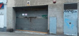 Location Parking voiture à Carrer d'olot 9. Parking en venta
