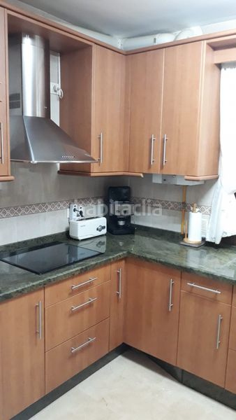 Piso en Calle pintor jesus gonzalez de la torre, 11. Piso con plaza de garaje y trastero en buena zona (Ronda, Málaga)