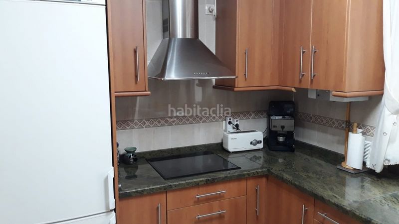 Piso en Calle pintor jesus gonzalez de la torre, 11. Piso con plaza de garaje y trastero en buena zona (Ronda, Málaga)
