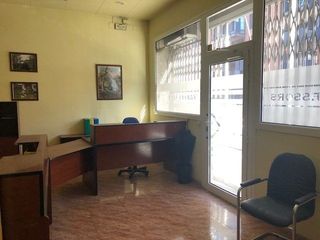 Oficina en C/ santiago rusiñol,, 10. Ideal oficinas