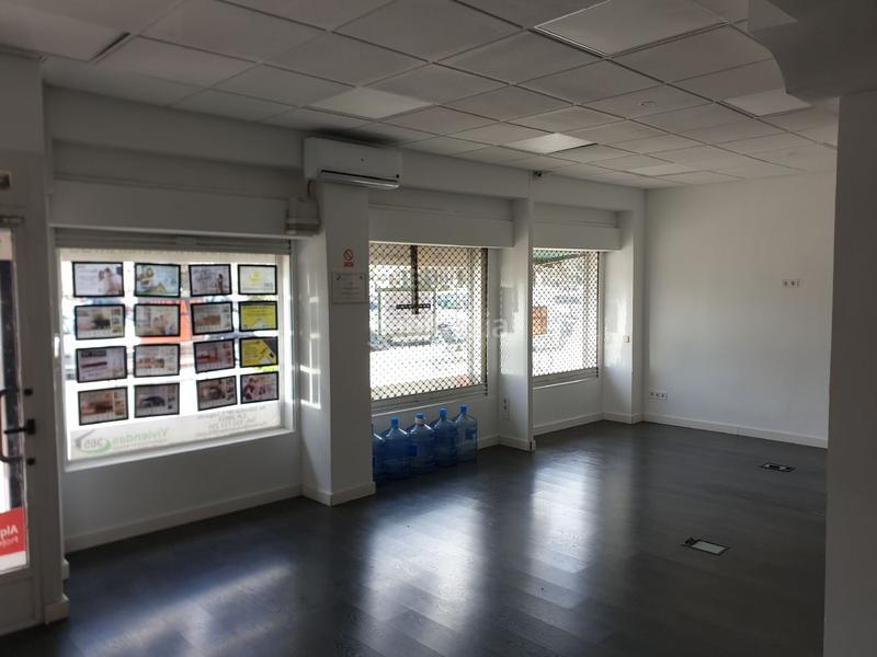 Foto ce722274-e2ad-4a9d-8b45-0bd6775dc856. Alquiler local comercial en calle alcalde j maría durán 7 local al lado del ayuntamiento en Leganés