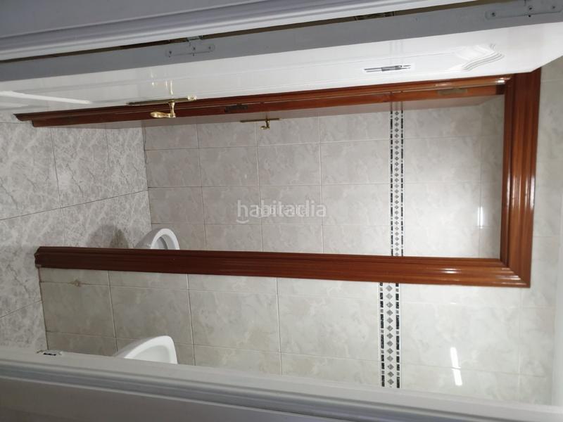 Foto f29b24d2-e710-43f5-b6f7-681ba3b22919. Rent business premise in calle alcalde j maría durán 7 in Leganés