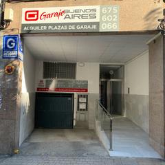 Miete Autoparkplatz in Rúa travesía de vigo 12. Alquiler plazas de garaje para coche y moto