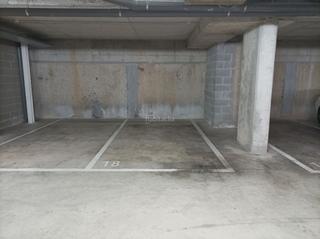 Location Parking voiture à Carrer clara campoamor 3. Se alquila plaza de parking