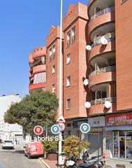 Autoparkplatz in Carrer d'antoni forrellad 32. Zona parc taulí. plaza de garaje en alquiler