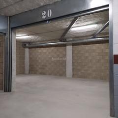 Location Local commercial à Carrer de monterols 34. Local diáfano de 42 m2 en alquiler