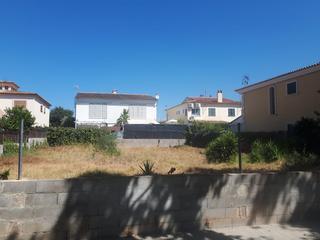 Terrain résidentiel à Carrer de l'abat de la real 77. Urb. secar de la real, único y exclusivo solar.