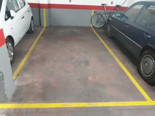 Rent Car parking in Carrer doctor combelles, 34. Pàrquing en lloguer doctor combelles