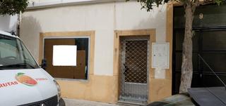 Local commercial à Calle iglesia 9. Local comercial en venta en calle iglesia, 9