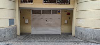 Alquiler Parking moto en Carrer de la marina 6. Parkin motos, plazas más grandes de lo habitual