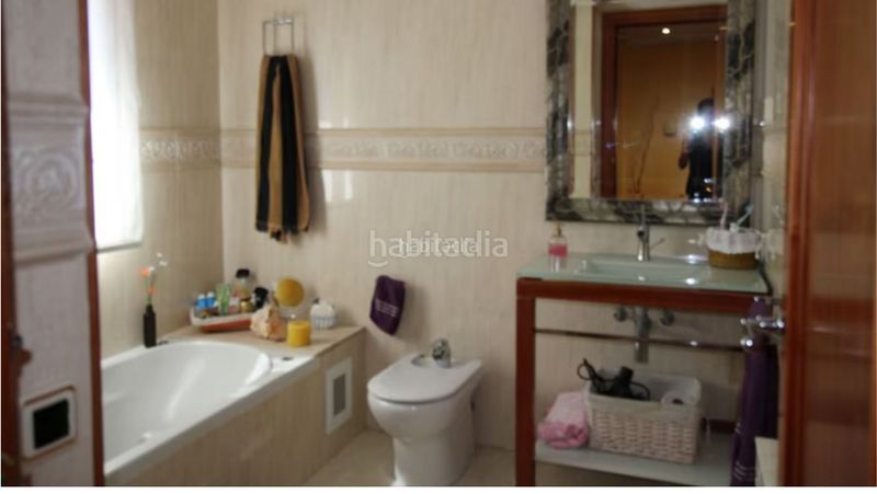 Foto e08c5c6c-d71d-4af2-960f-4df12a5a15fe. Chalet en carrer de salvador dalí 10 espectacular chalet individual 700 m2 parcela 650 en Salou
