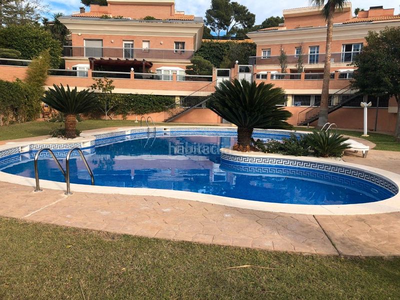 Foto ec6379a7-5efd-4e77-8e0b-3e70d798a2a2. Chalet en carrer de salvador dalí 10 espectacular chalet individual 700 m2 parcela 650 en Salou