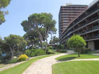 Lloguer Apartament a Carrer josep lluís sert 20. Apartamento complejo eden mar torre valentina