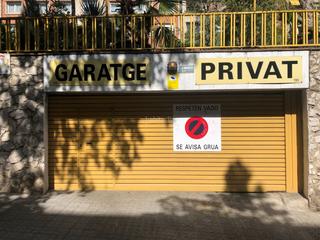Aparcament cotxe a Carrer de santaló 112. Plaza de parking en santaló con vía augusta