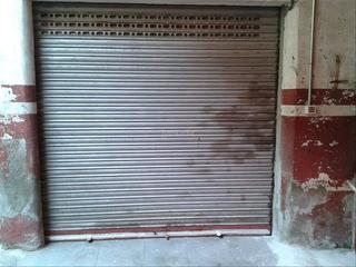 Alquiler Parking coche en Carrer de la riereta 34. Garaje grande centro barcelona 16m2