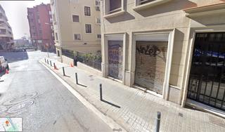 Rent Business premise in Carrer de frança 11. ¡local excepcional, pie de calle, 2 escaparates!