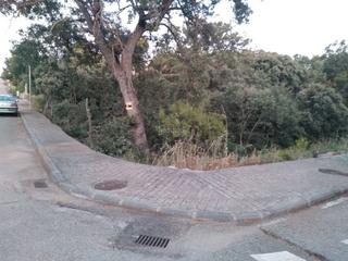 Terrain résidentiel à Calle sauces 2. Se vende parcela urbana en mirador de hontoba