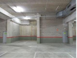 Miete Autoparkplatz in Carrer d'eliseu meifren 54. Se alquilan plazas parking