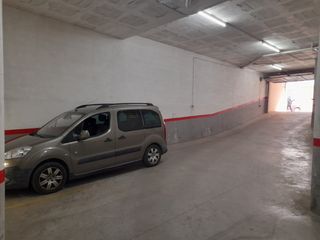 Affitto Posto auto in Carrer tirso de molina (de), 56. Parking con puerta automática sin maniobras