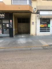 Aparcament cotxe a Avinguda de la fira 28. Venta de plaza de paking en avd la feria 12