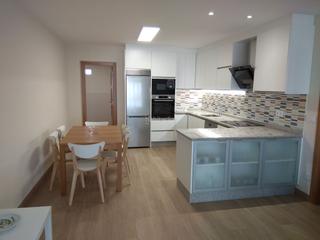 Location Appartement à Rua camiño da besugueira 29. Recién estrenado. al lado de la playa