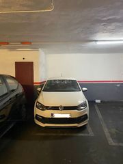Lloguer Aparcament cotxe a Carrer de roca i batlle 18. Alquiler parking  coche roca i batlle