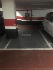 Location Parking moto à Passatge de còrsega 20. Plaza de parking moto en alquiler o en venta