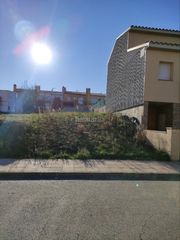 Wohngrundstück in Carrer argimont 37. Terreno urbano de 200 m² en pleno centro de sils