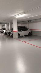 Rent Car parking in Carrer de mossèn jacint verdaguer 40. Cerca del ayuntamiento