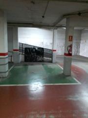 Aparcament cotxe a Carrer nord 2. Parking amplio zona centro