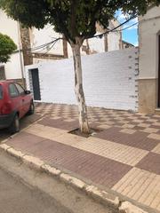 Terreny residencial a Calle primero de mayo 16. Solar para construir en el centro de pedrera.