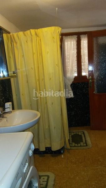 Foto 7eb524a7-f548-4ab6-b142-c292c8eb641f. Casa a plaza ibarra 3 a Briones