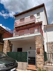Maison à Calle la nava 58. Se vende casa en pedro bernardo