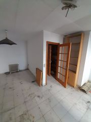 Casa en Carrer gran, 12. Edifici en venda al centre