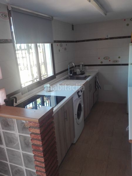 Alquiler Apartamento en Tomillares los, s/n. Coqueto apartamento en urbanizaciòn con zonas com (Alhaurín de la Torre, Málaga)