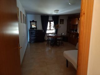 Casa in Carrer merce (la), 25. Casa bien situada y con muchas opciones