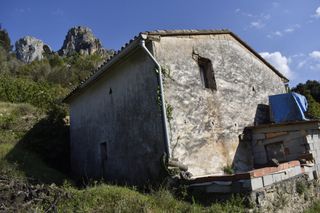 Fondo rustico in Vall gallinera,. Se vende finca 18064m2  casita en el llombo
