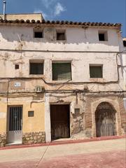 Casa a Plaza antonio zubiri 3. Vivienda de 3 plantas