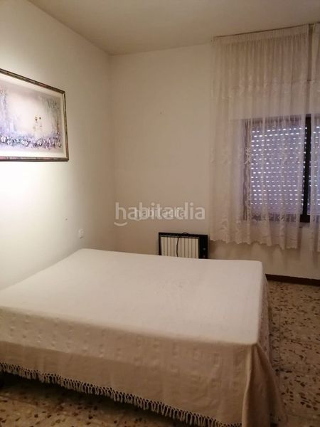 Foto 7da21fb3-3738-4c02-bcbc-ccf8d9217349. Casa pareada en calle la torre 10 casa en el centro en Porzuna