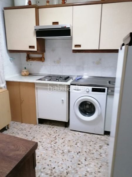 Foto c97beff4-9939-42f9-bde6-0832de8bacb7. Casa pareada en calle la torre 10 casa en el centro en Porzuna