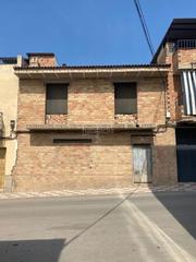Casa adossada a Calle alhambra 10. Edificación de casa adosada
