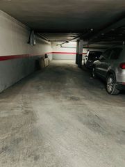 Parking coche en Carrer murcia, 21. Se vende