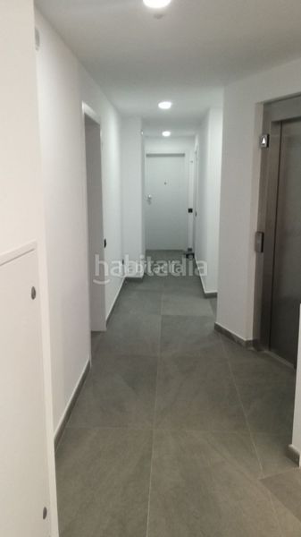 Foto 53ceb9f3-1a20-494c-b44d-9b17003ee28e. Piso en calle dávila bertoli 20 moderno, nuevo y atractivo estudio-zona prime en Torremolinos