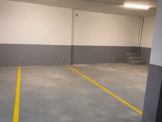Alquiler Parking coche en Carrer del beat pagès 8. Plaça de pàrquing a 2 minuts del centre de manresa