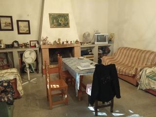 Finca rústica a Calle de los naranjos 88. Parcela de campo con casas