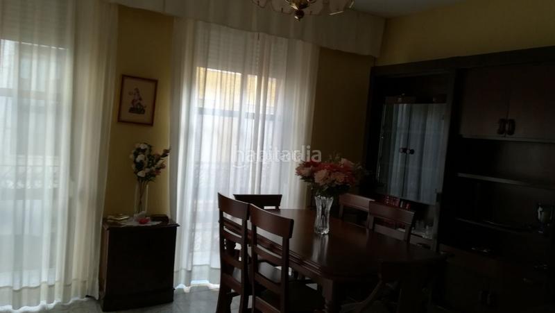 Foto 53ceaadc-aef4-44f5-9810-d53caab05f92. Casa en calle berdigón 36 venta edificio Centro en Huelva