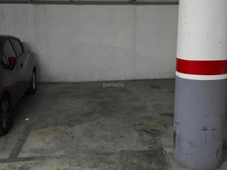 Location Parking voiture à Carrer de la mare de déu de montserrat 58. Plaza de parking