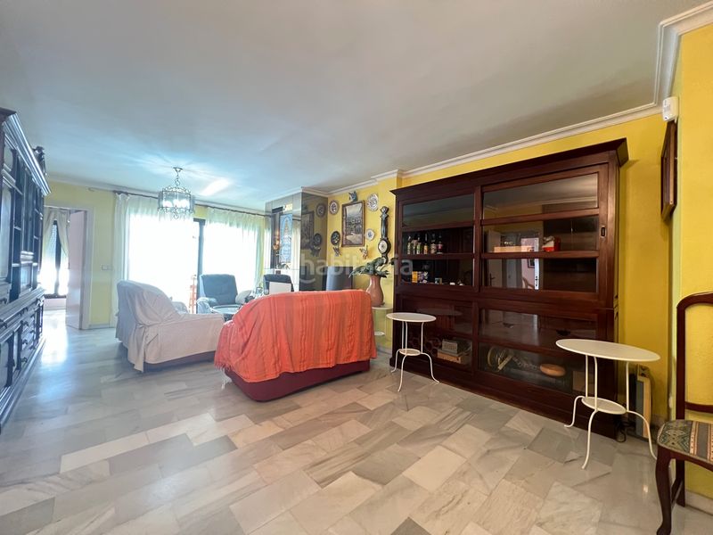 Piso en Calle quevedo, sn. Amplio apartamento a reformar en nueva andalucía a (Marbella, Málaga)